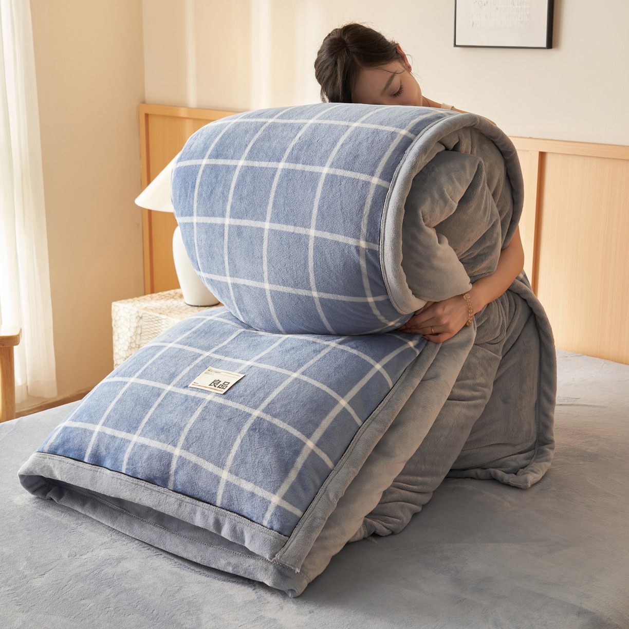 子由家居 2025新款牛奶绒无印风可拆洗冬被被子被芯 蓝调格