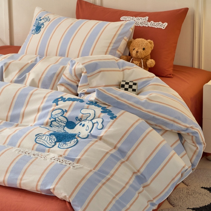 91家纺网 家纺一手货源 找家纺 蓝邻家纺 2025新款全棉磨毛卡通刺绣款四件套--毛巾绣系列 汉堡先生