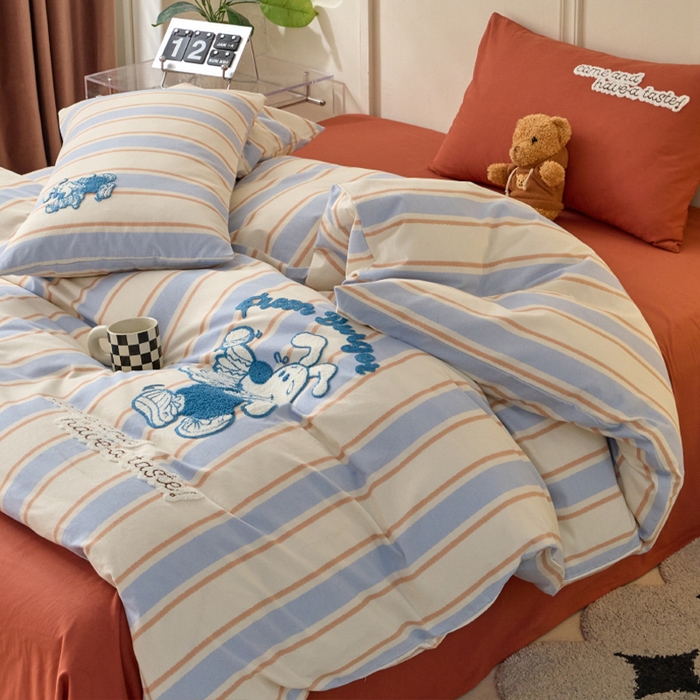 91家纺网 家纺一手货源 找家纺 蓝邻家纺 2025新款全棉磨毛卡通刺绣款四件套--毛巾绣系列 汉堡先生