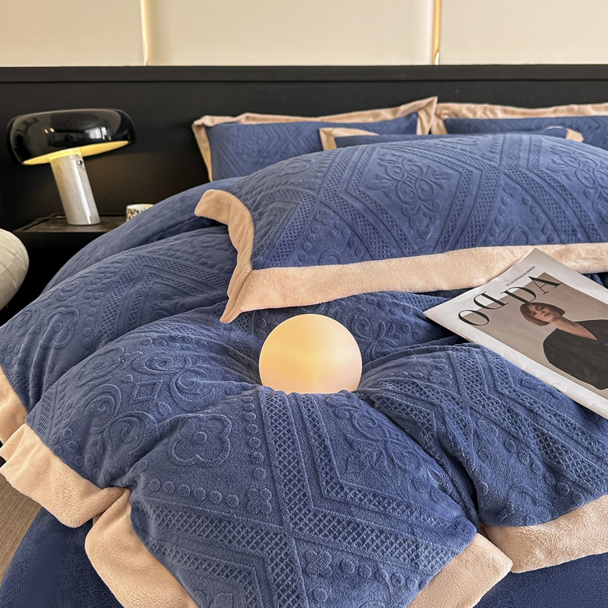 91家纺网 家纺一手货源 找家纺  （总）亿梵家居  2025秋冬新款-拼角款A类全消光牛奶绒立体5D雕花绒四件套