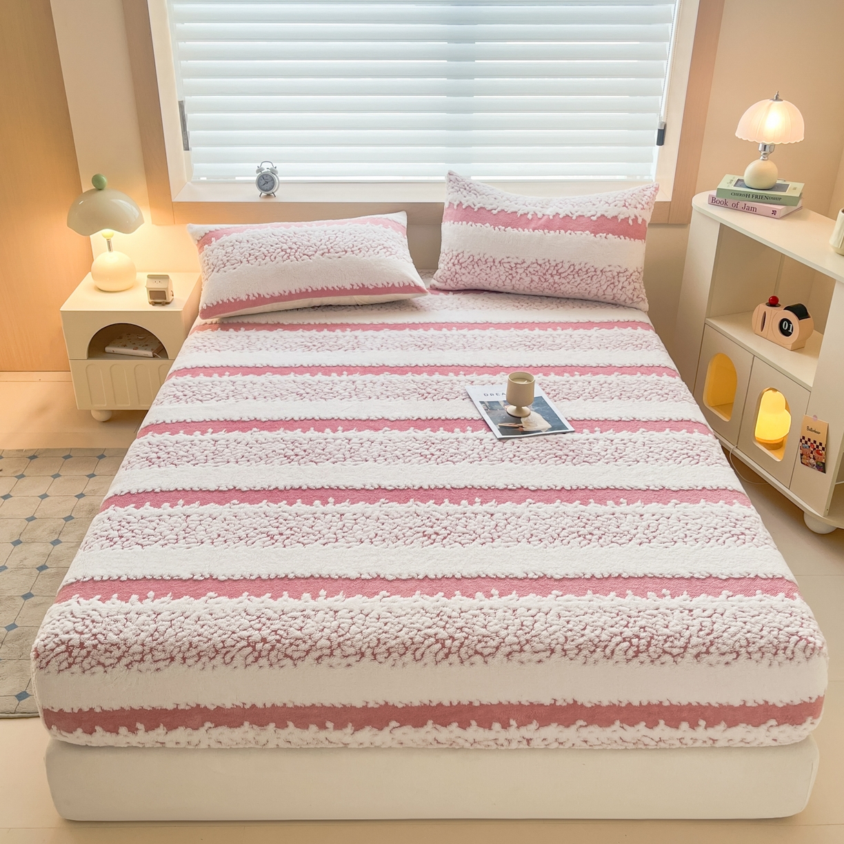 91家纺网 家纺一手货源 找家纺 卡伦家纺 2025新款全棉色织水洗棉夹棉床垫席梦思保护垫 牛仔兰