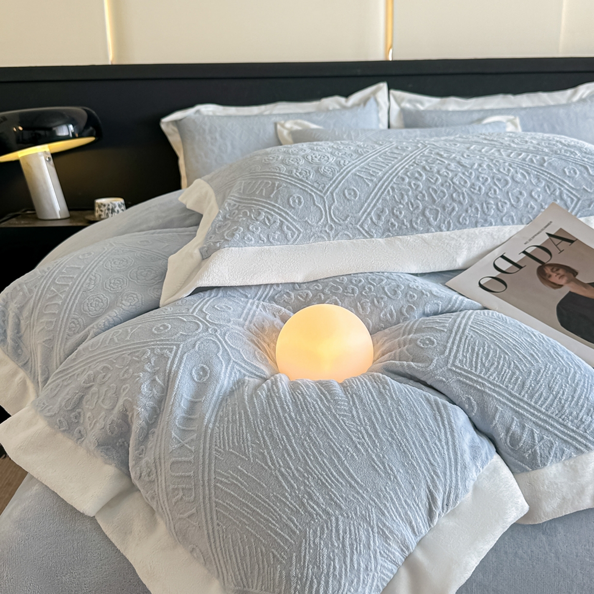 91家纺网 家纺一手货源 找家纺  （总）亿梵家居  2025秋冬新款-拼角款A类全消光牛奶绒立体5D雕花绒四件套