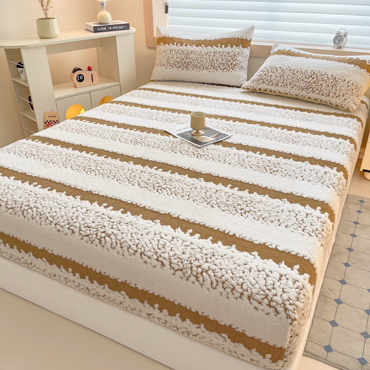 91家纺网 家纺一手货源 找家纺 卡伦家纺 2025新款阳离子提花牛奶绒床笠-暖阳系列 暖阳-咖