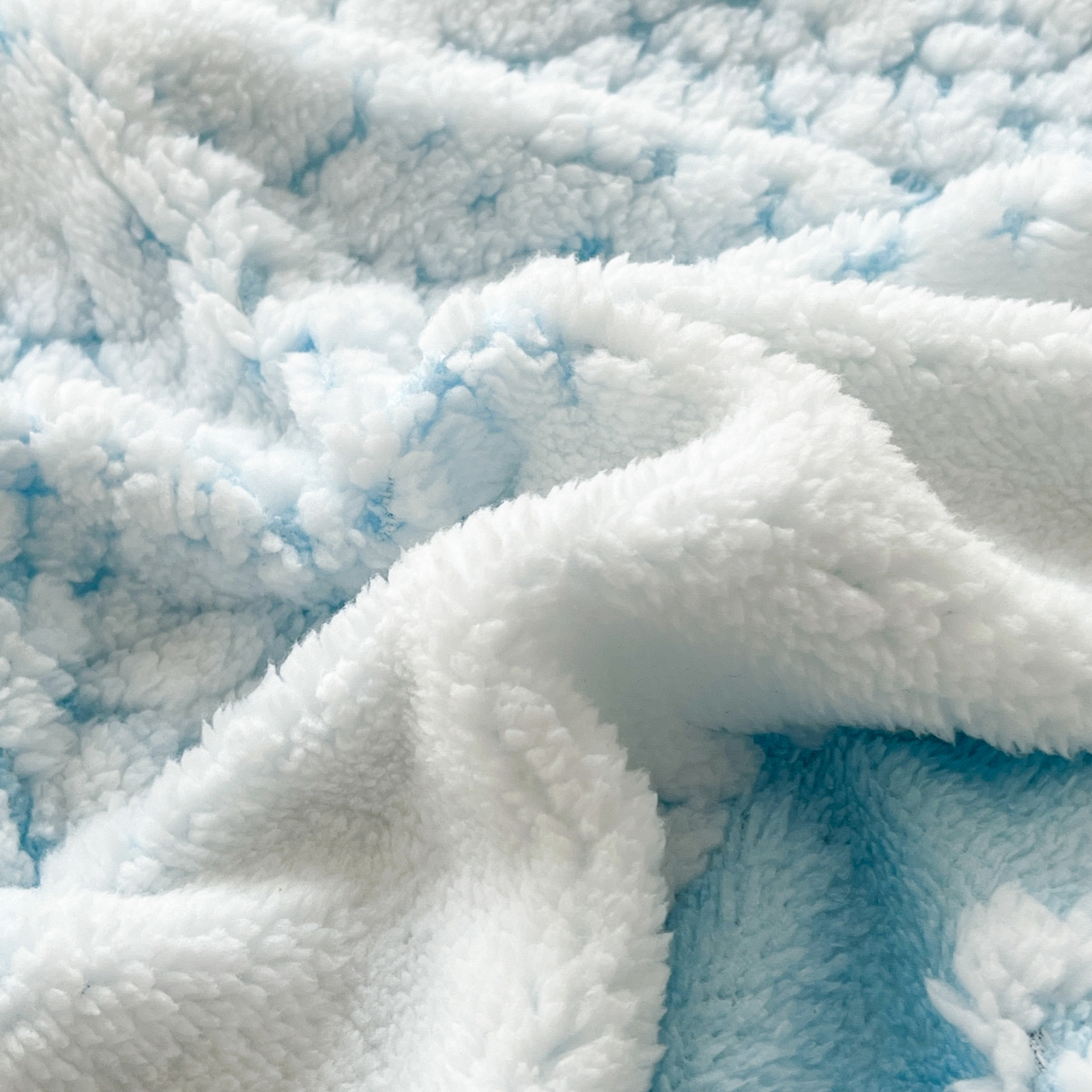 91家纺网 家纺一手货源 找家纺 卡伦家纺 2025新款阳离子提花牛奶绒床笠-暖阳系列 暖阳-蓝