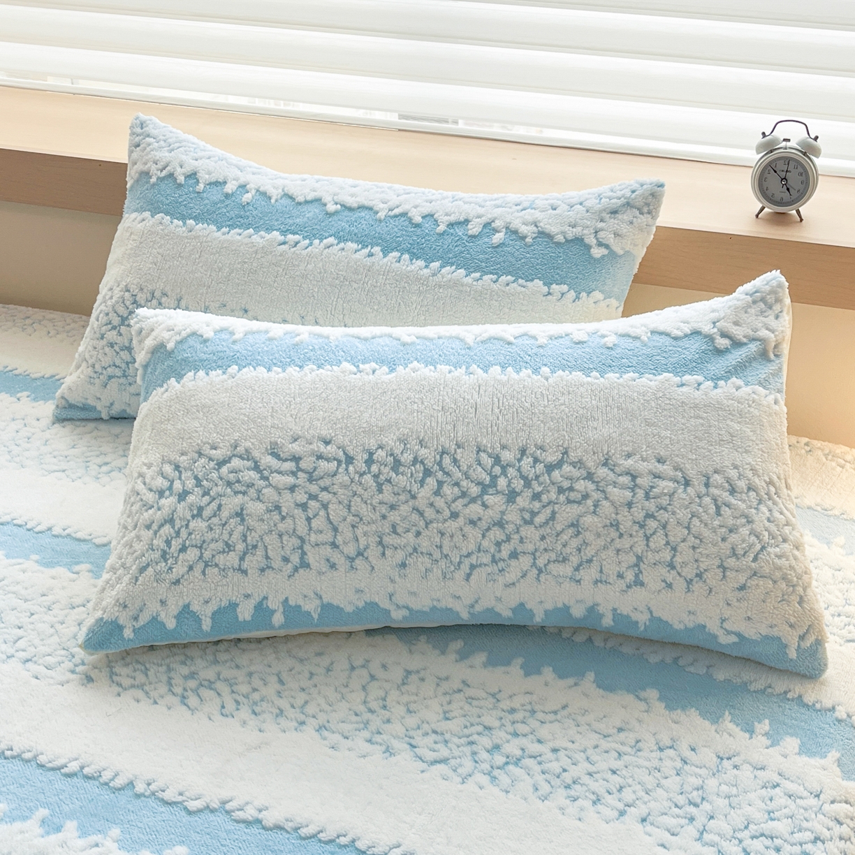 91家纺网 家纺一手货源 找家纺 卡伦家纺 2025新款阳离子提花牛奶绒床笠-暖阳系列 暖阳-蓝