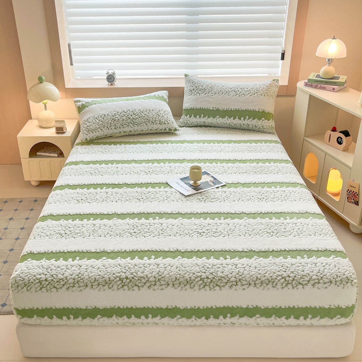 卡伦家纺 2025新款阳离子提花牛奶绒床笠-暖阳系列 暖阳-绿