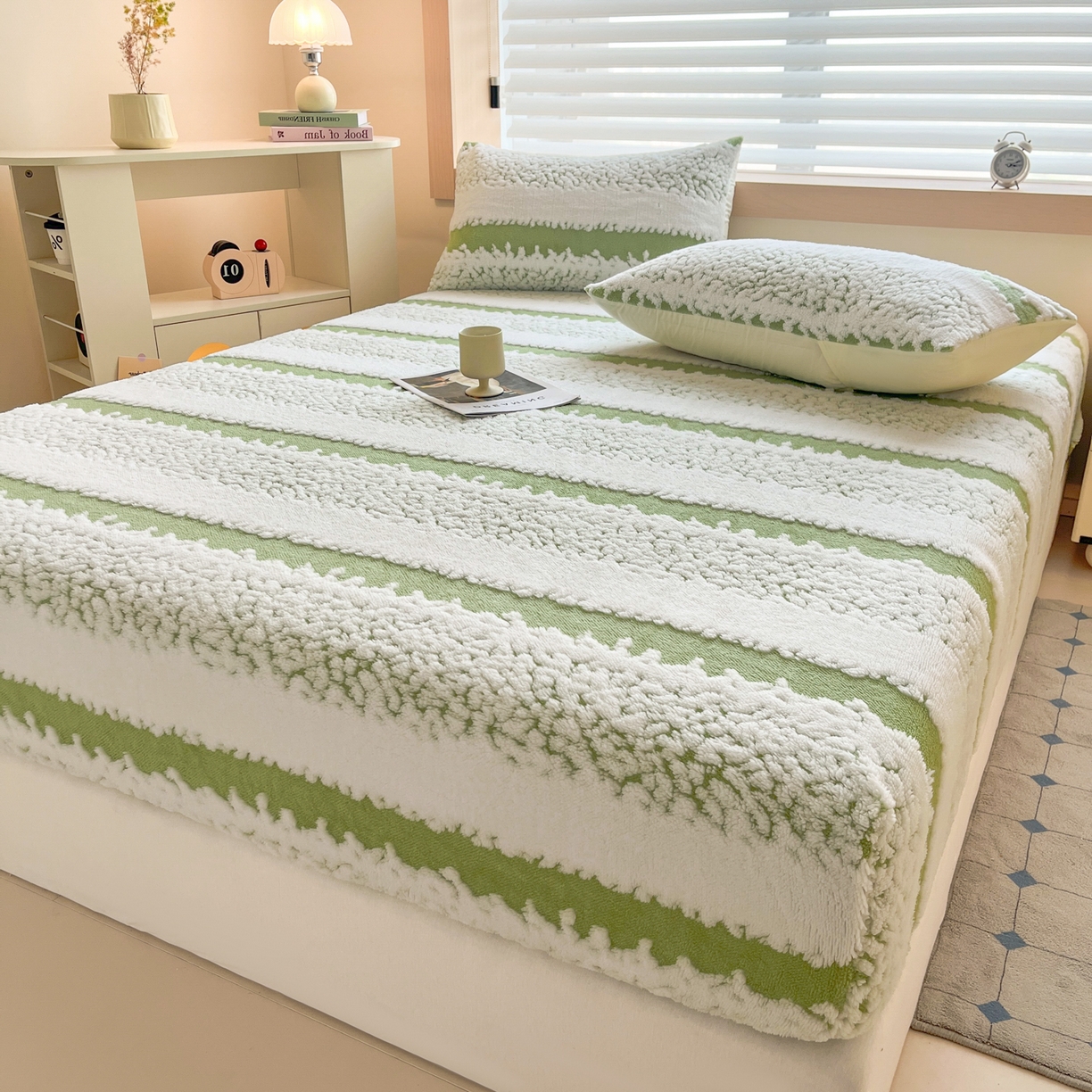 91家纺网 家纺一手货源 找家纺 卡伦家纺 2025新款阳离子提花牛奶绒床笠-暖阳系列 暖阳-绿