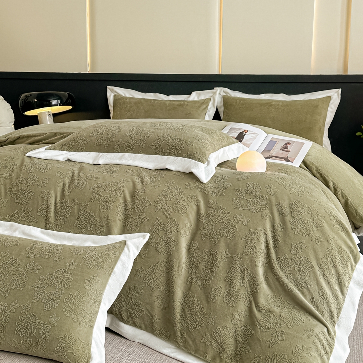 91家纺网 家纺一手货源 找家纺 亿梵家居  2025秋冬新款-拼角款A类全消光牛奶绒立体5D雕花绒四件套 布兰卡-柳茶绿