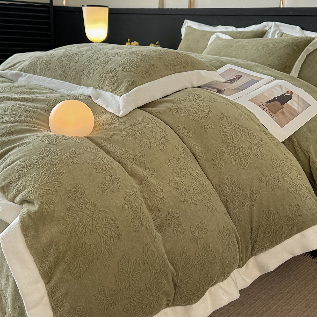 91家纺网 家纺一手货源 找家纺 亿梵家居  2025秋冬新款-拼角款A类全消光牛奶绒立体5D雕花绒四件套 布兰卡-柳茶绿