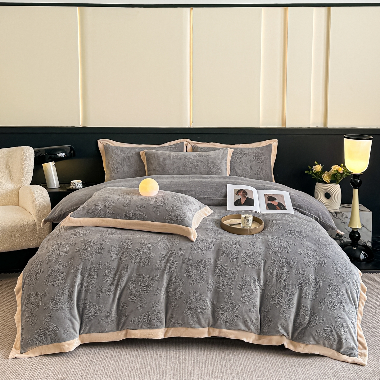 91家纺网 家纺一手货源 找家纺 亿梵家居  2025秋冬新款-拼角款A类全消光牛奶绒立体5D雕花绒四件套 布兰卡-轻奢灰
