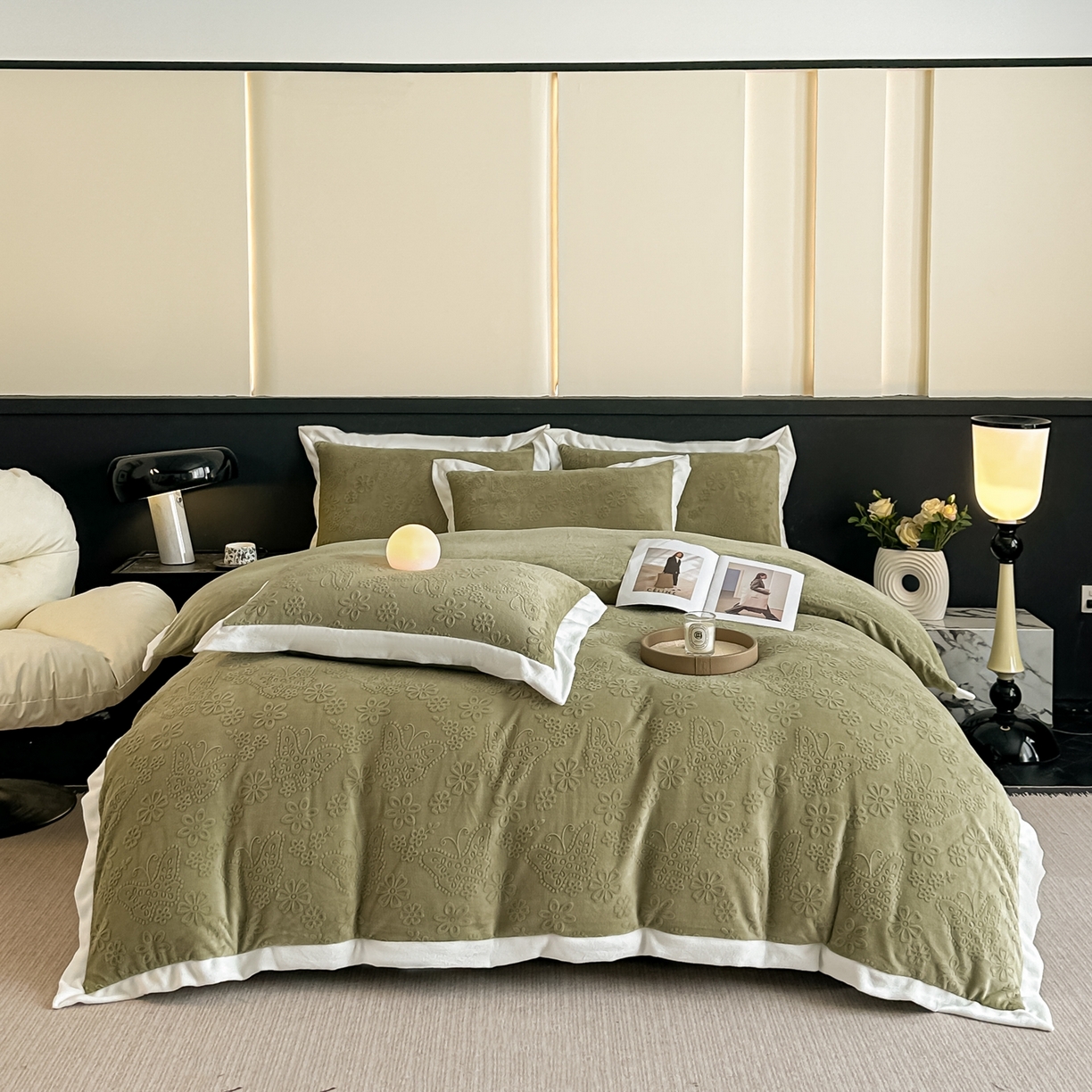 91家纺网 家纺一手货源 找家纺 亿梵家居  2025秋冬新款-拼角款A类全消光牛奶绒立体5D雕花绒四件套 蝶恋-柳茶绿