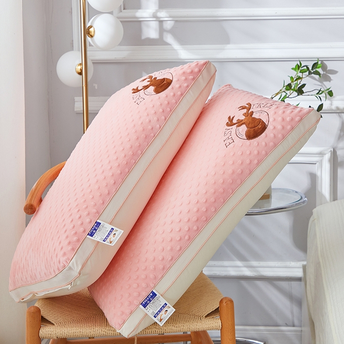 91家纺网 家纺一手货源 找家纺 万聚凯枕芯 2025新款豆豆熊枕头枕芯 鹿鹿-粉