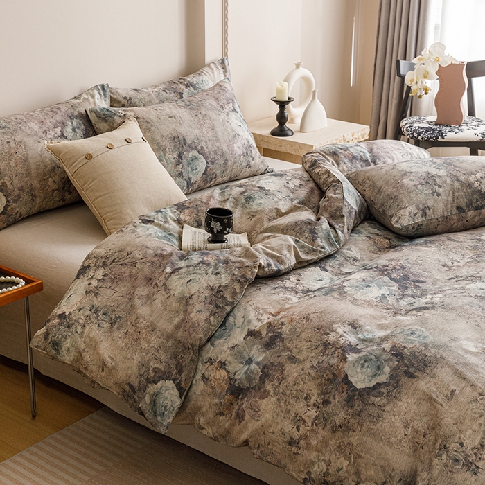 91家纺网 家纺一手货源 找家纺 爱思佳 2025新款棉麻数码印花四件套 复古花语-兰