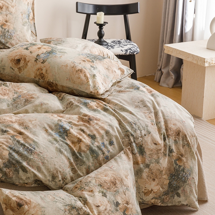 91家纺网 家纺一手货源 找家纺 爱思佳 2025新款棉麻数码印花四件套 复古花语-绿