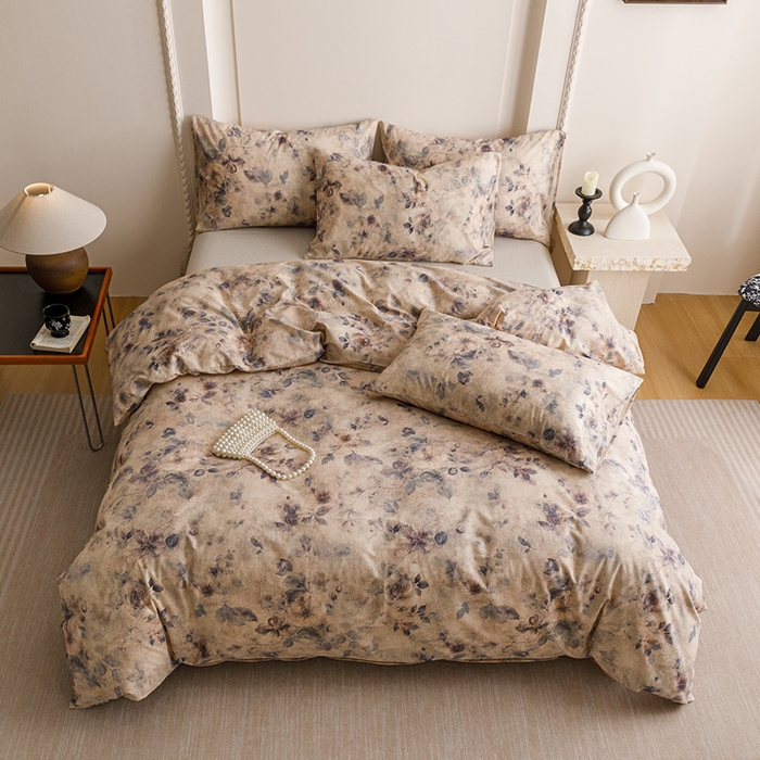 91家纺网 家纺一手货源 找家纺 爱思佳 2025新款棉麻数码印花四件套 花间墨韵-兰