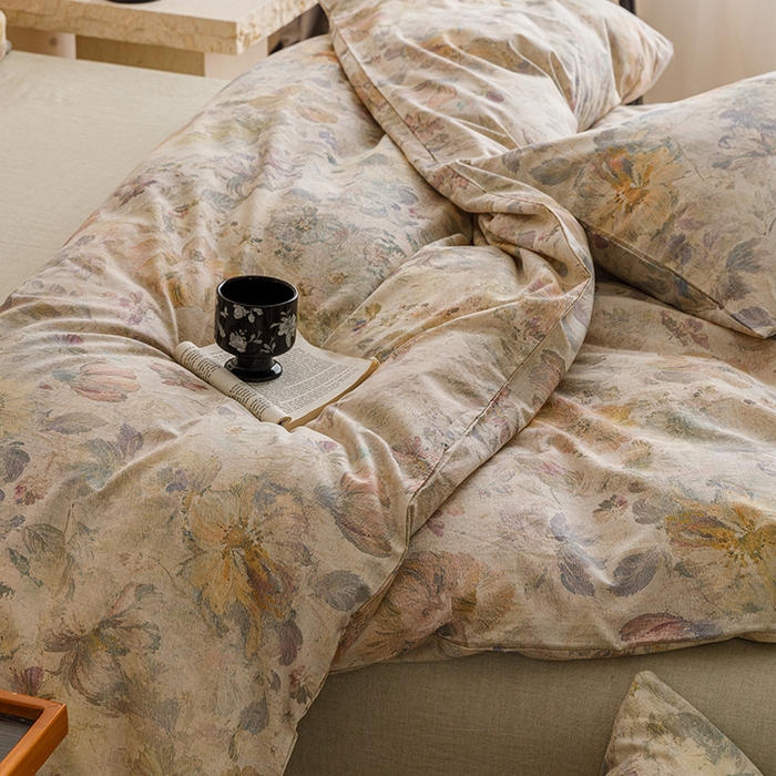 91家纺网 家纺一手货源 找家纺 爱思佳 2025新款棉麻数码印花四件套 凝彩绣