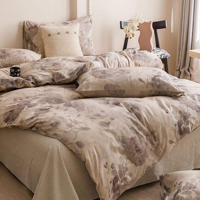 91家纺网 家纺一手货源 找家纺 爱思佳 2025新款棉麻数码印花四件套 素潇-灰