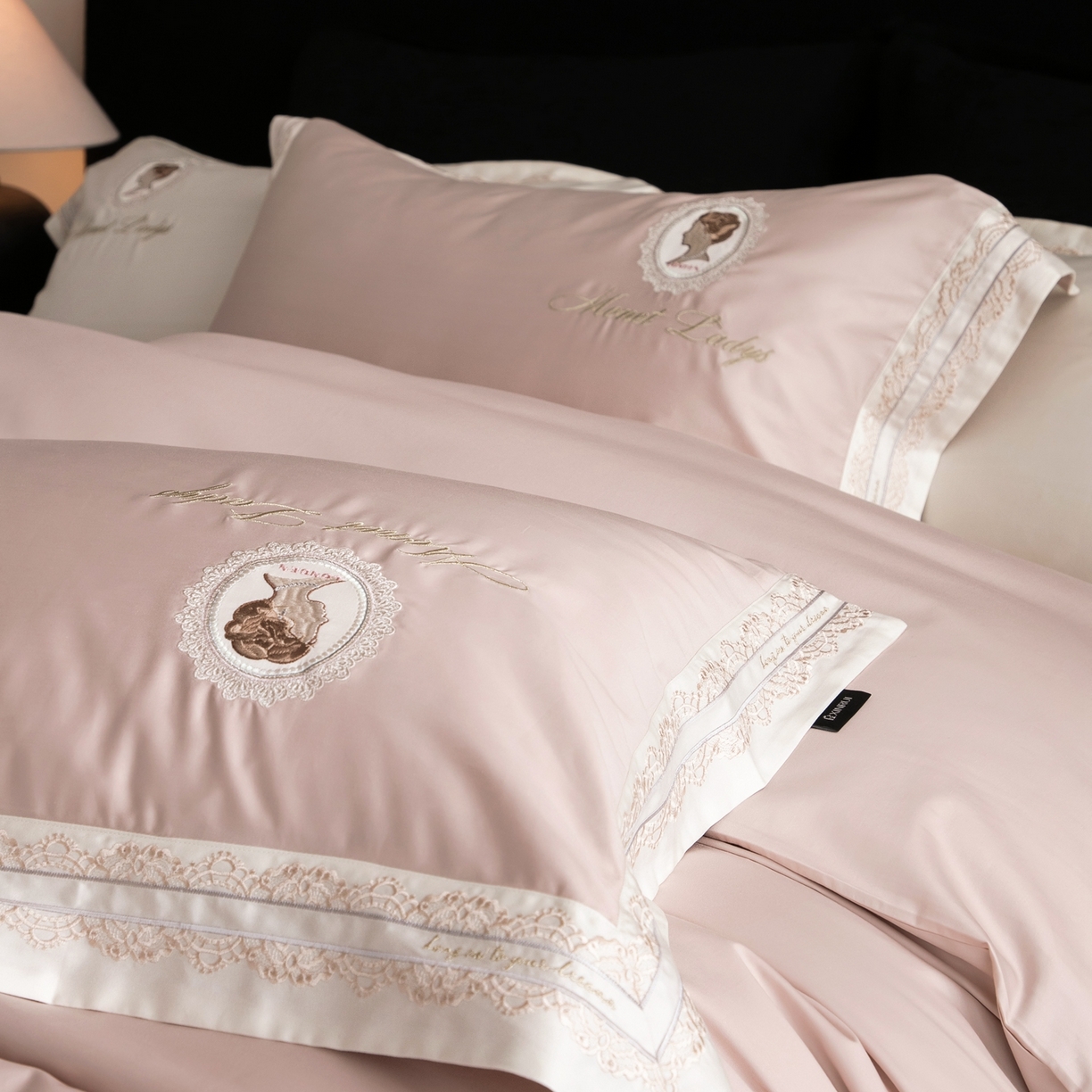 91家纺网 家纺一手货源 找家纺 [91家纺网精选] 新款100s刺绣四件套-慕恋