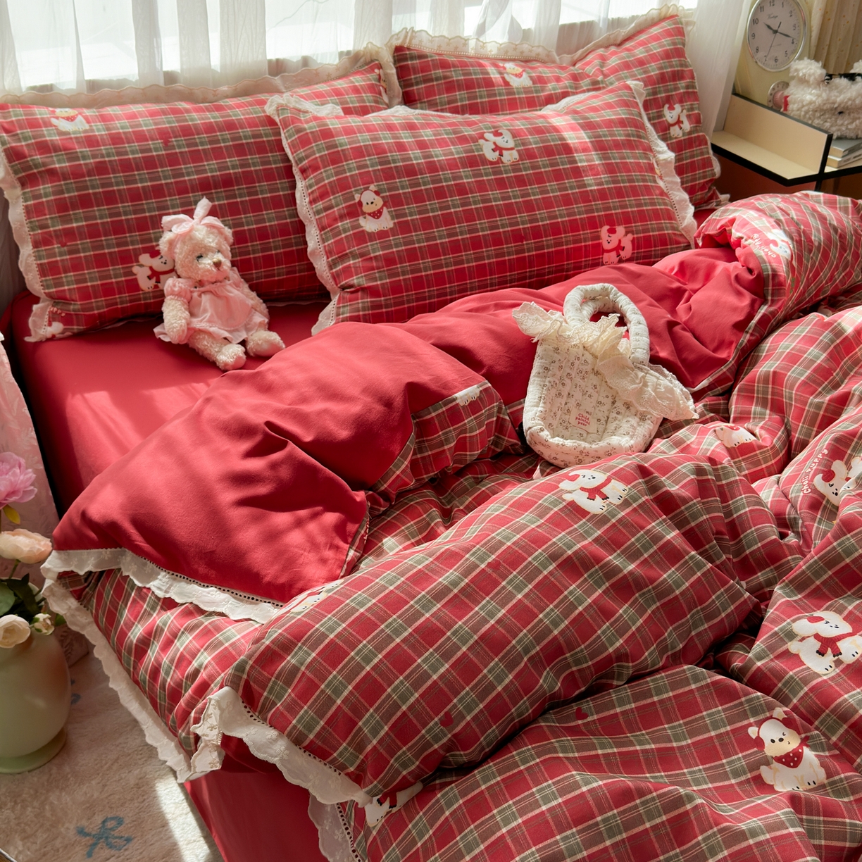 91家纺网 家纺一手货源 找家纺 （总）女子家纺 2025新款全棉纯棉磨毛蕾丝花边四件套