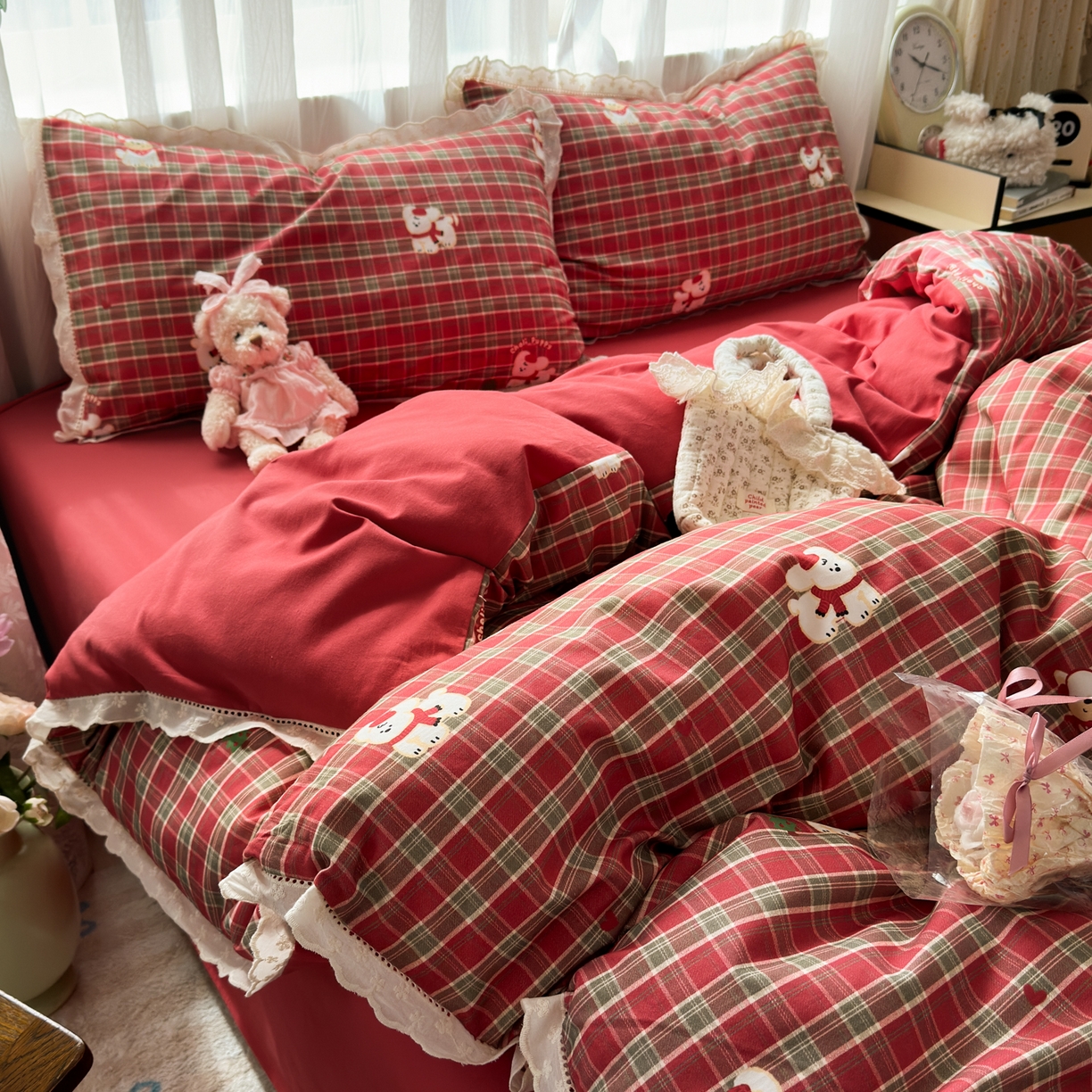 91家纺网 家纺一手货源 找家纺 （总）女子家纺 2025新款全棉纯棉磨毛蕾丝花边四件套