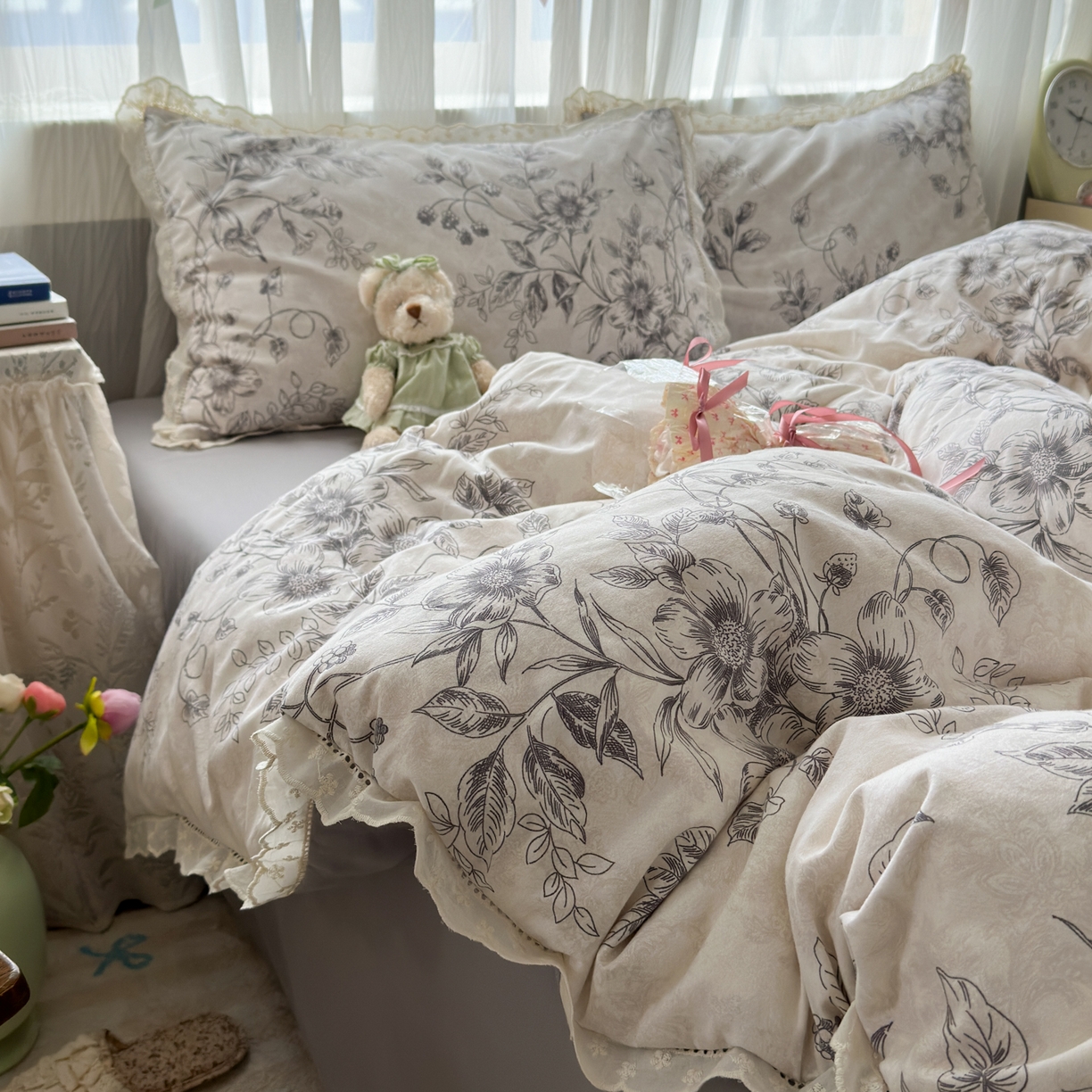 91家纺网 家纺一手货源 找家纺 （总）女子家纺 2025新款全棉纯棉磨毛蕾丝花边四件套