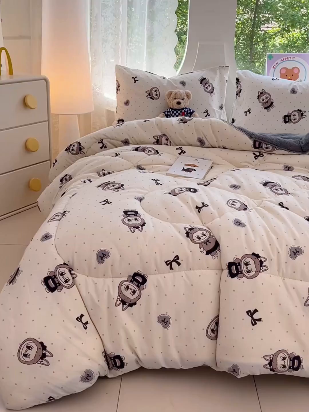 91家纺网 家纺一手货源 找家纺 VIP被业 2025新款羊羔绒印花冬被保暖被芯直播爆款纤维被子被芯 拉布布