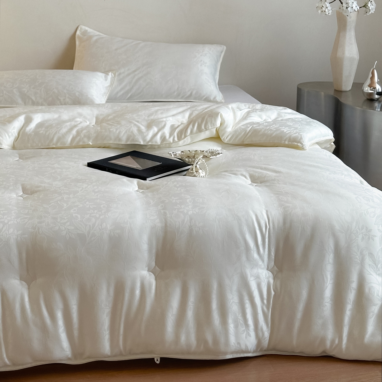 91家纺网 家纺一手货源 找家纺 （总）一加一 2025新款七彩银丝大提花37度澳毛火山被子被芯