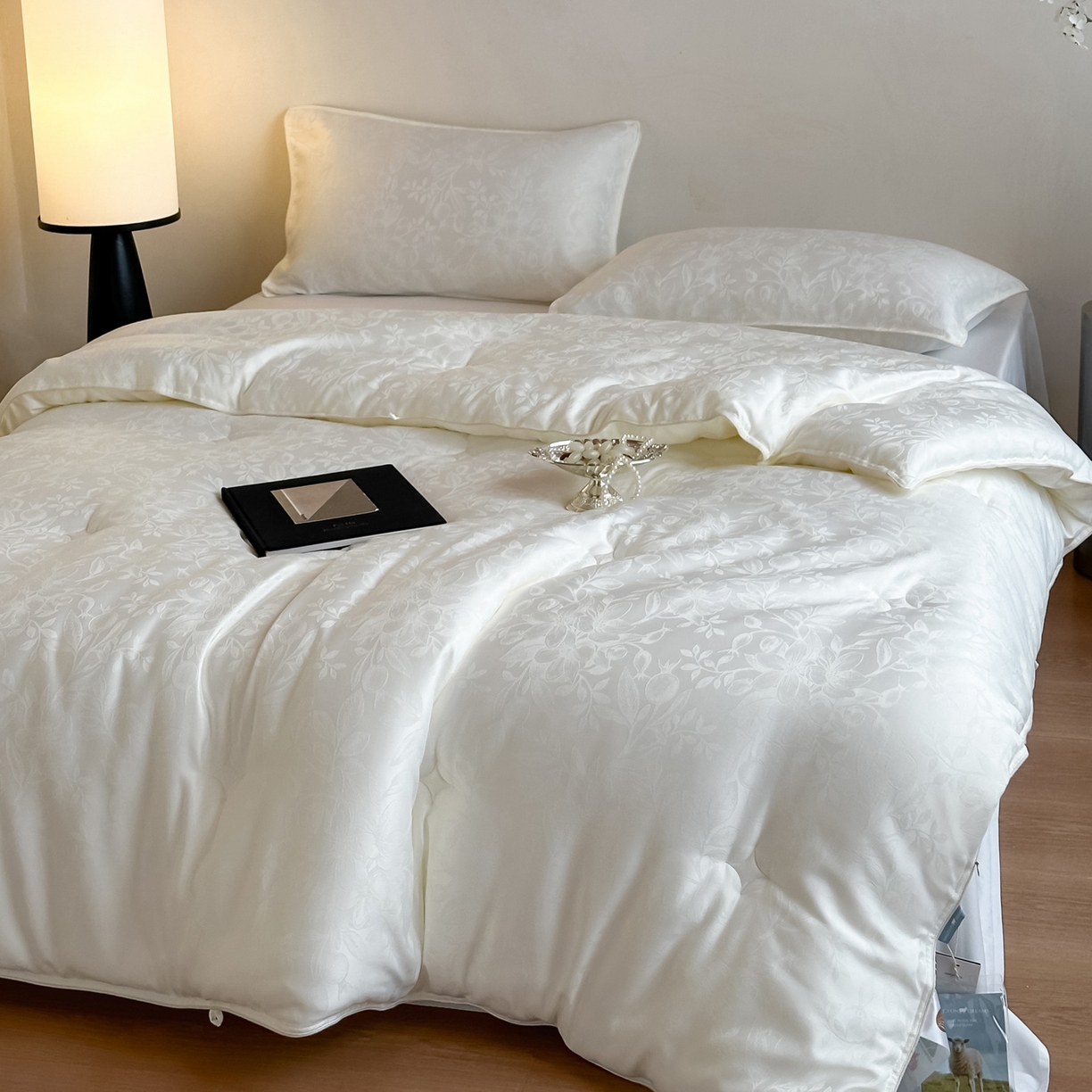 91家纺网 家纺一手货源 找家纺 （总）一加一 2025新款七彩银丝大提花37度澳毛火山被子被芯