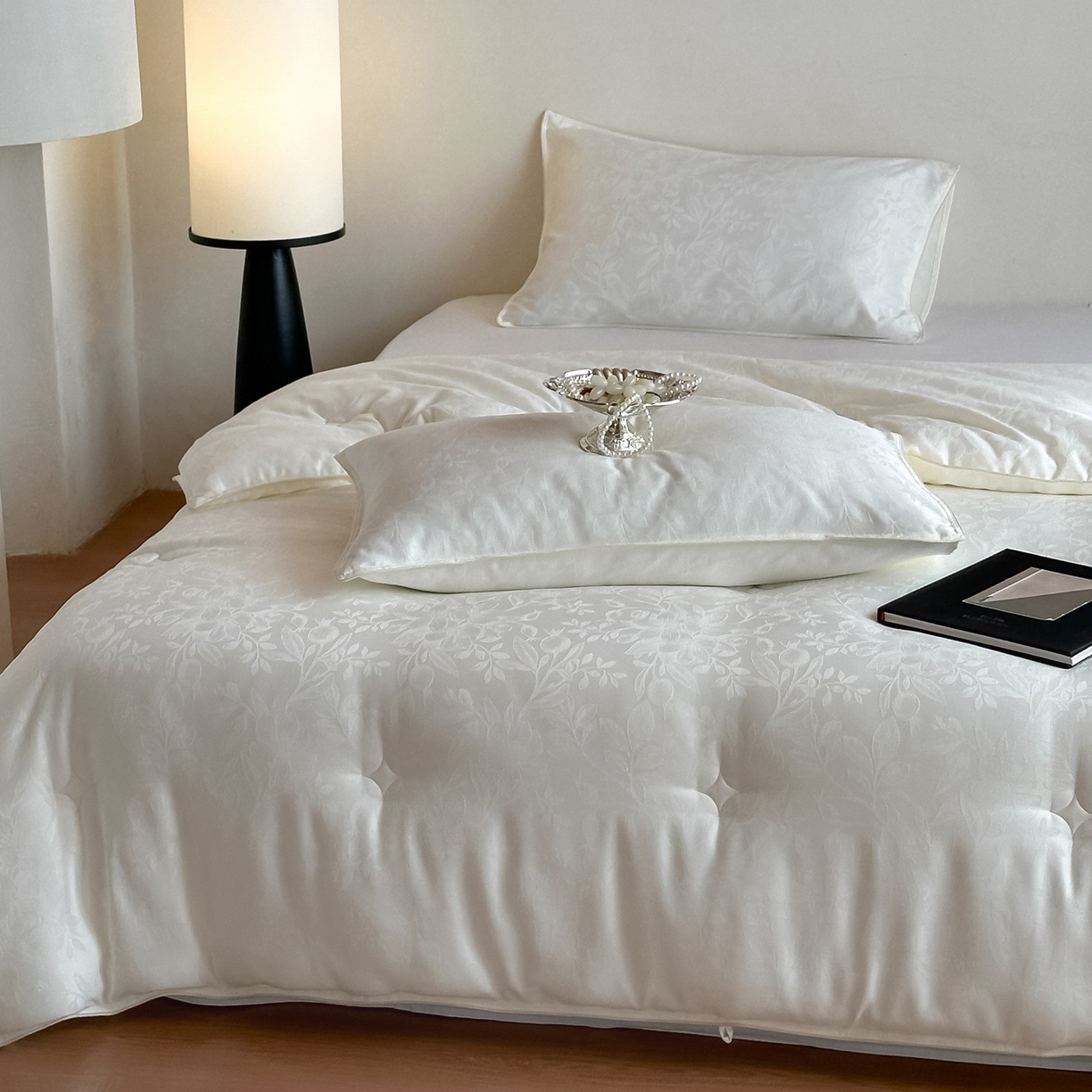 91家纺网 家纺一手货源 找家纺 （总）一加一 2025新款七彩银丝大提花37度澳毛火山被子被芯