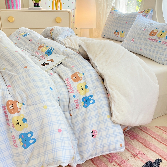 91家纺网 家纺一手货源 找家纺 VIP被业 2025新款羊羔绒印花冬被保暖被芯直播爆款纤维被子被芯 萌趣伙伴