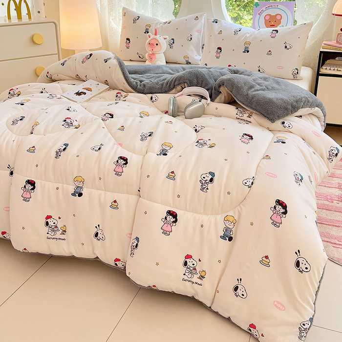 91家纺网 家纺一手货源 找家纺 VIP被业 2025新款羊羔绒印花冬被保暖被芯直播爆款纤维被子被芯 史努比