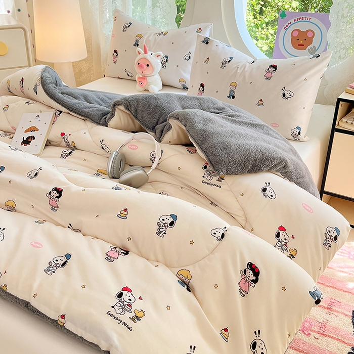 91家纺网 家纺一手货源 找家纺 VIP被业 2025新款羊羔绒印花冬被保暖被芯直播爆款纤维被子被芯 史努比