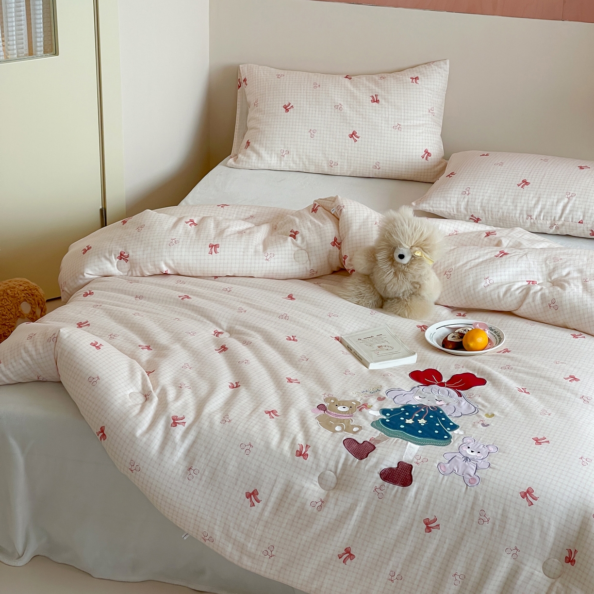 91家纺网 家纺一手货源 找家纺 一加一 2025新款全棉双层纱贴布绣抗菌大豆被子被芯 童梦守护