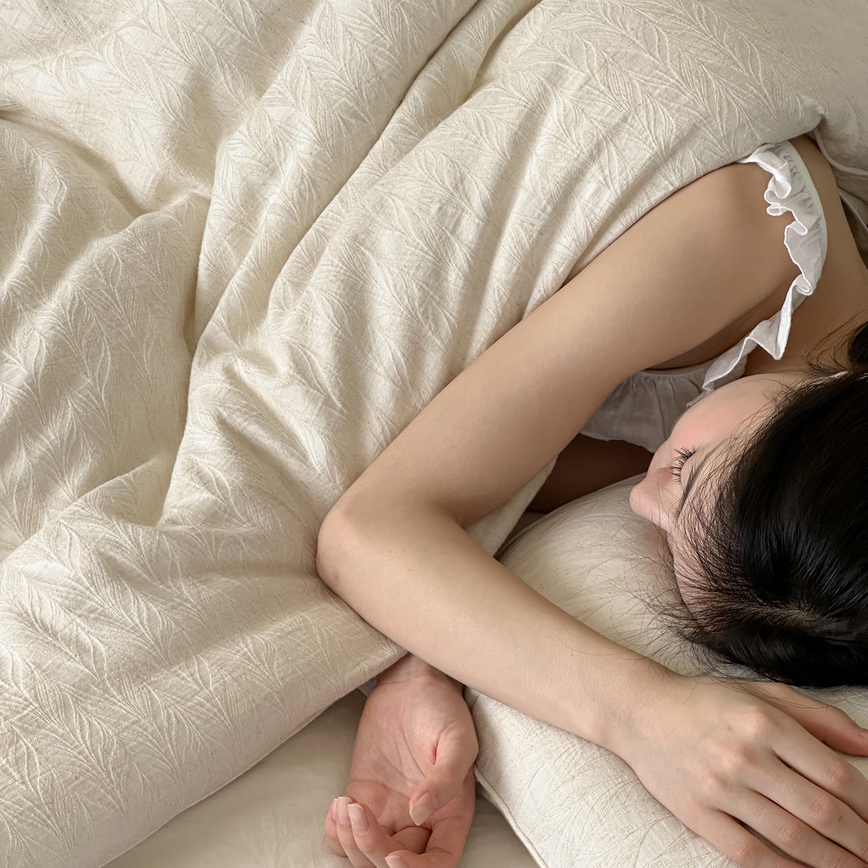 91家纺网 家纺一手货源 找家纺 一加一 2025新款轻奢棉麻大提花55%大豆抗菌被子被芯 羽梦柔衾