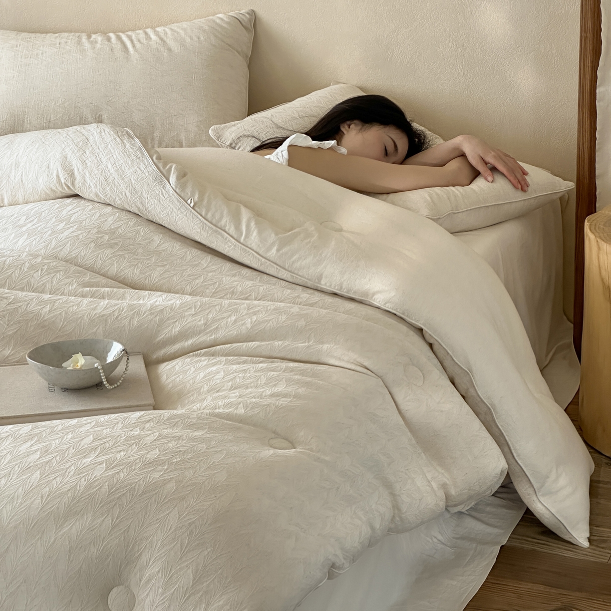 91家纺网 家纺一手货源 找家纺 一加一 2025新款轻奢棉麻大提花55%大豆抗菌被子被芯 羽梦柔衾