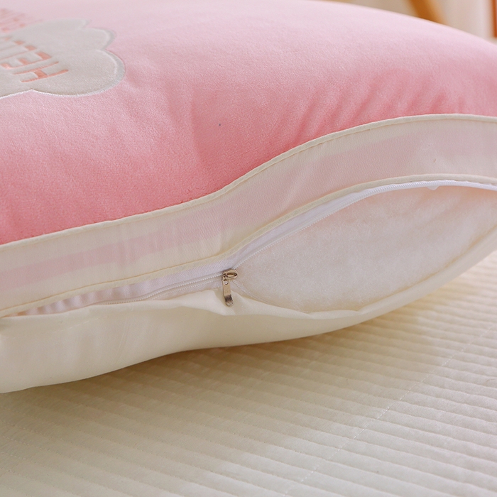 91家纺网 家纺一手货源 找家纺 万聚凯枕芯 2025新款云朵绒枕头枕芯 粉色