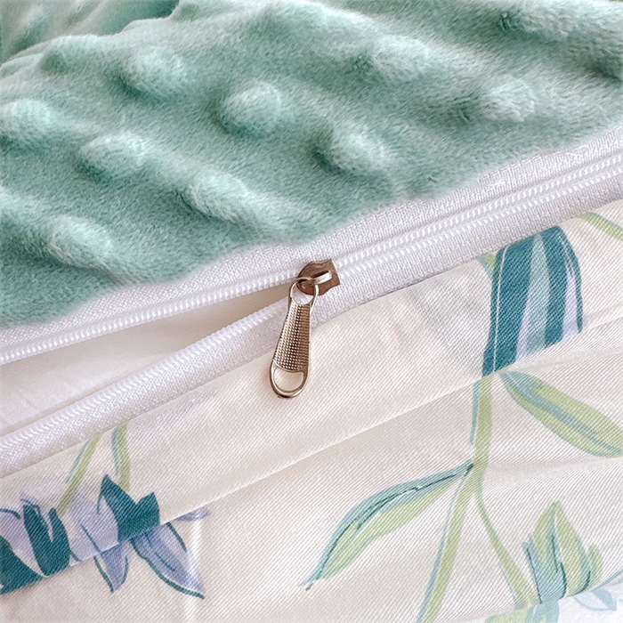 91家纺网 家纺一手货源 找家纺 丫丫家纺 2025学生季全棉高克重豆豆绒三四件套加厚保暖婴儿绒牛奶绒单被套单人双人被套加大号棉加绒三四件套  倾城之美