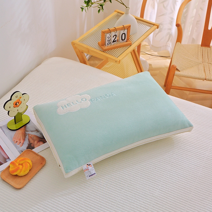 91家纺网 家纺一手货源 找家纺 万聚凯枕芯 2025新款云朵绒枕头枕芯 绿色