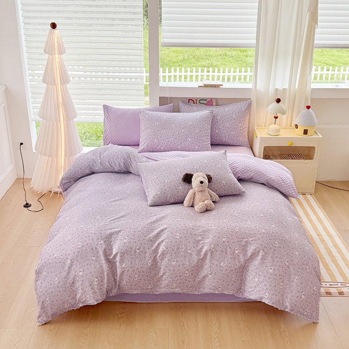 91家纺网 家纺一手货源 找家纺 丫丫家纺 2025学生季全棉高克重豆豆绒三四件套加厚保暖婴儿绒牛奶绒单被套单人双人被套加大号棉加绒三四件套  紫色兔几