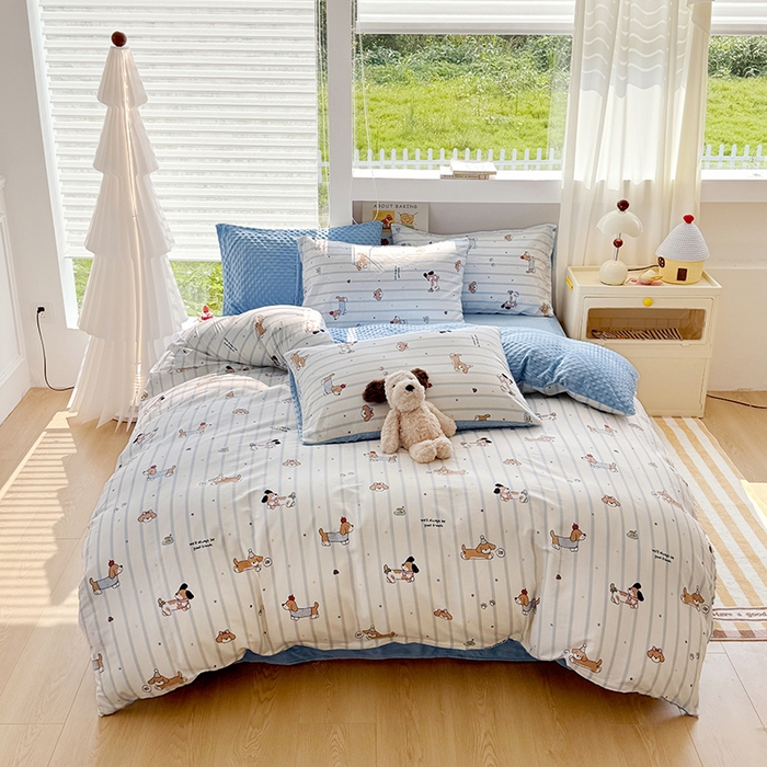 91家纺网 家纺一手货源 找家纺 丫丫家纺 2025学生季全棉高克重豆豆绒三四件套加厚保暖婴儿绒牛奶绒单被套单人双人被套加大号棉加绒三四件套   糖纸童年