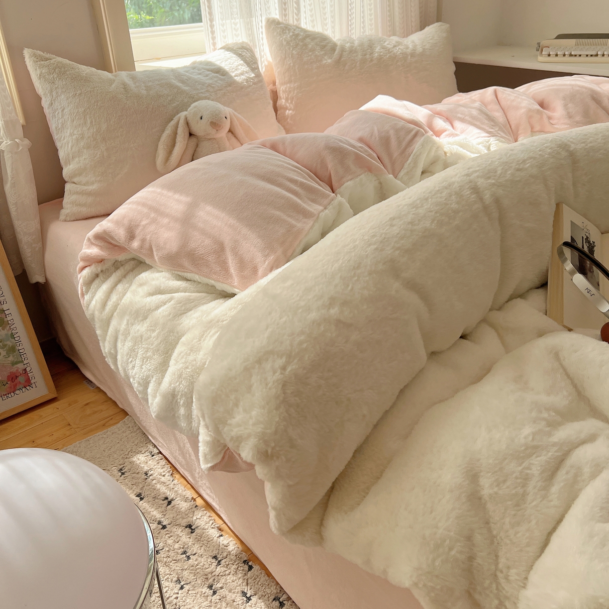 91家纺网 家纺一手货源 找家纺 （总）金爱家 2025新款全消光牛奶绒A类纯色獭兔毛绒立体四件套