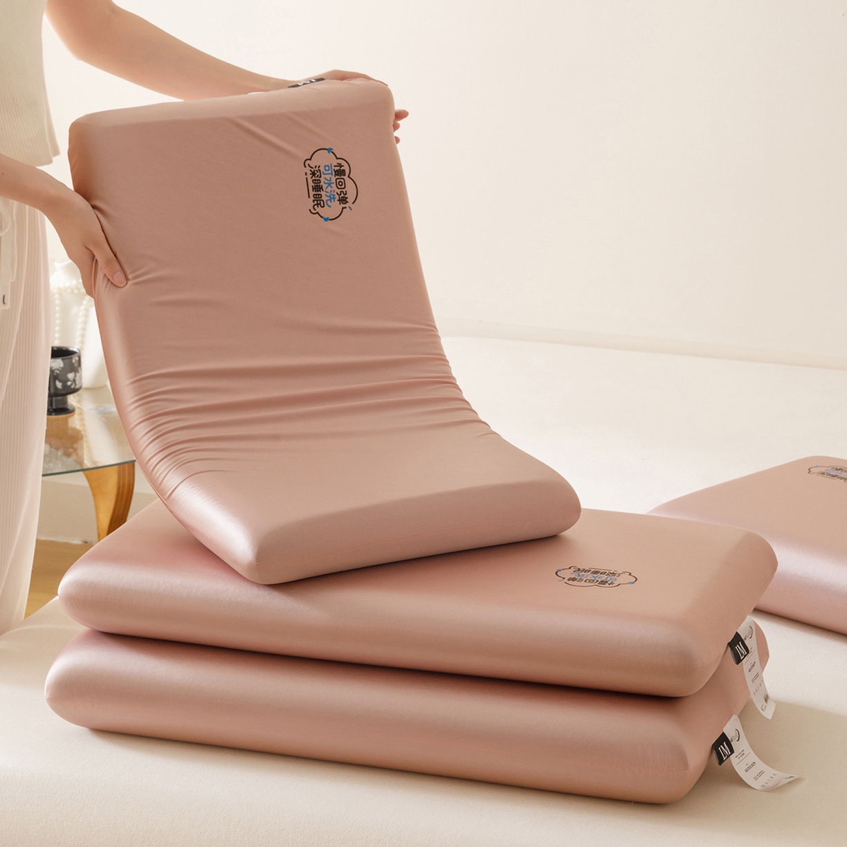 91家纺网 家纺一手货源 找家纺 （总）乐美家纺 2025新款可机洗慢回弹护颈记忆枕枕头枕芯