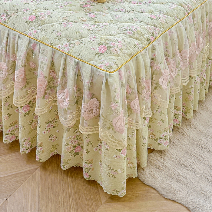 91家纺网 家纺一手货源 找家纺 艾裙海 2025秋冬新款木棉皱皱双层纱夹棉床裙系列四件套 兰桂芳绿