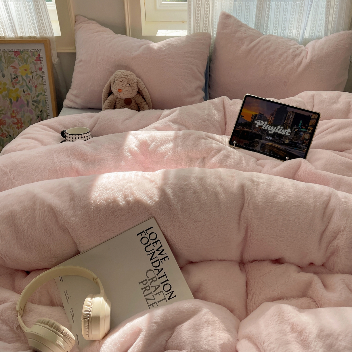 91家纺网 家纺一手货源 找家纺 金爱家 2025新款全消光牛奶绒A类纯色獭兔毛绒立体四件套 混搭-粉蓝