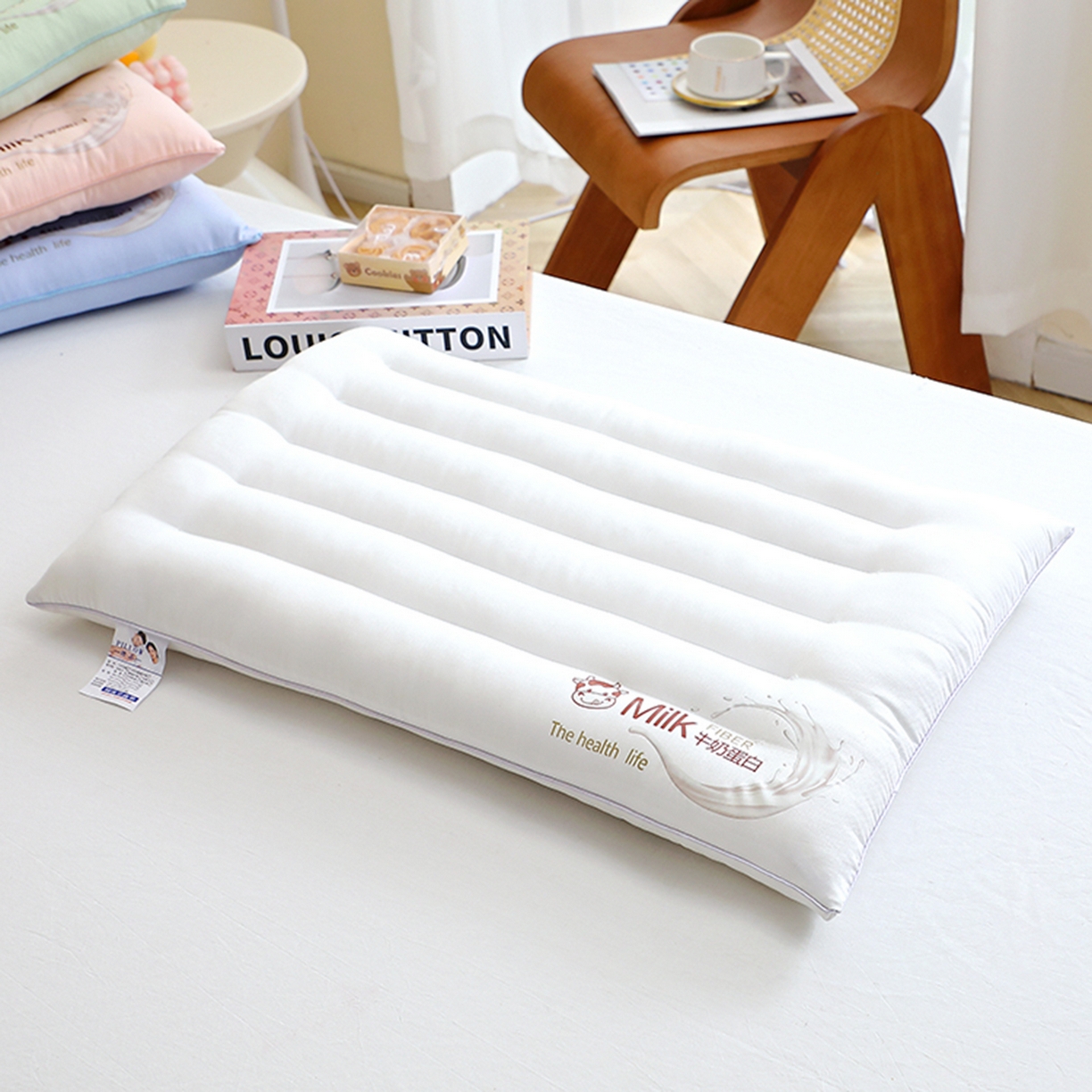91家纺网 家纺一手货源 找家纺 万聚凯枕芯 2025新款Milk牛奶蛋白定型枕枕头枕芯 白色