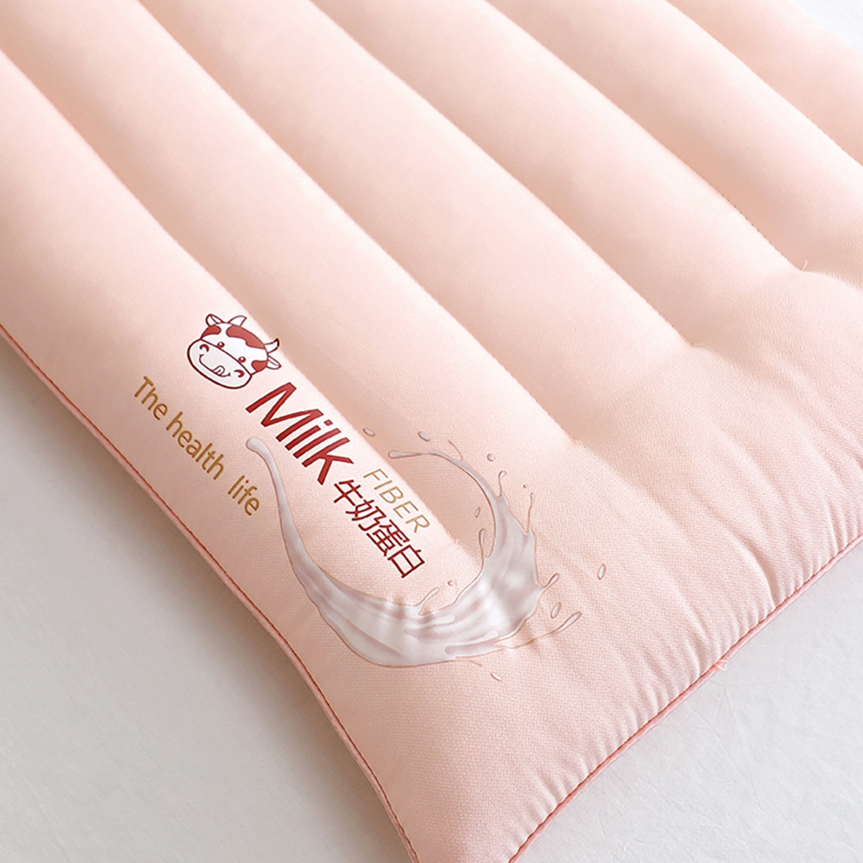 91家纺网 家纺一手货源 找家纺 万聚凯枕芯 2025新款Milk牛奶蛋白定型枕枕头枕芯 粉色