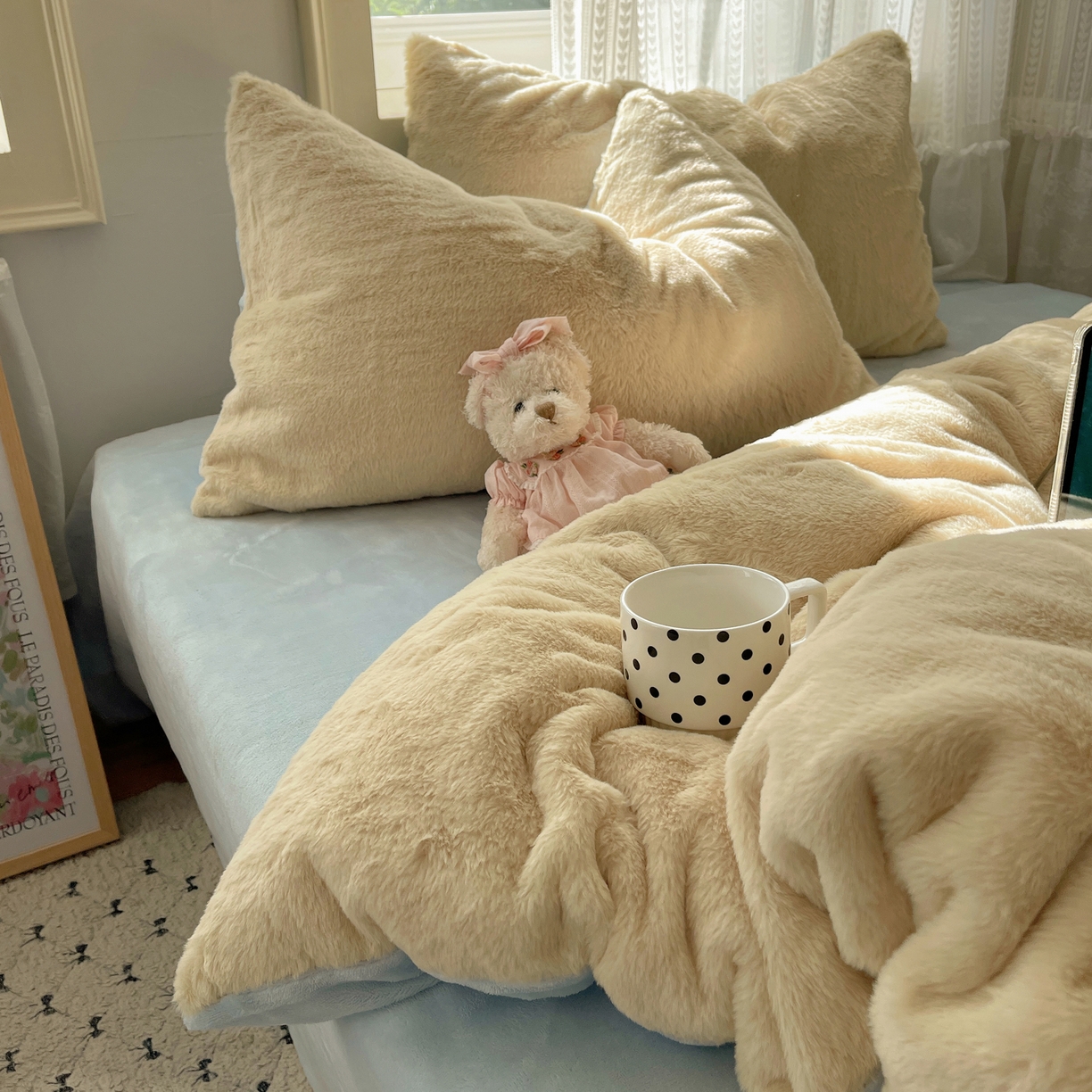 91家纺网 家纺一手货源 找家纺 金爱家 2025新款全消光牛奶绒A类纯色獭兔毛绒立体四件套 混搭-黄蓝