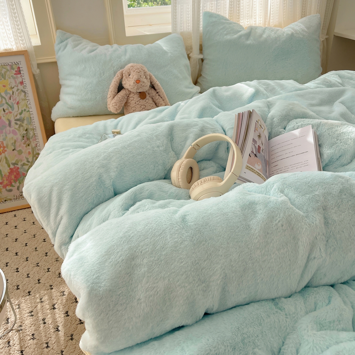 91家纺网 家纺一手货源 找家纺 金爱家 2025新款全消光牛奶绒A类纯色獭兔毛绒立体四件套 混搭-蓝黄