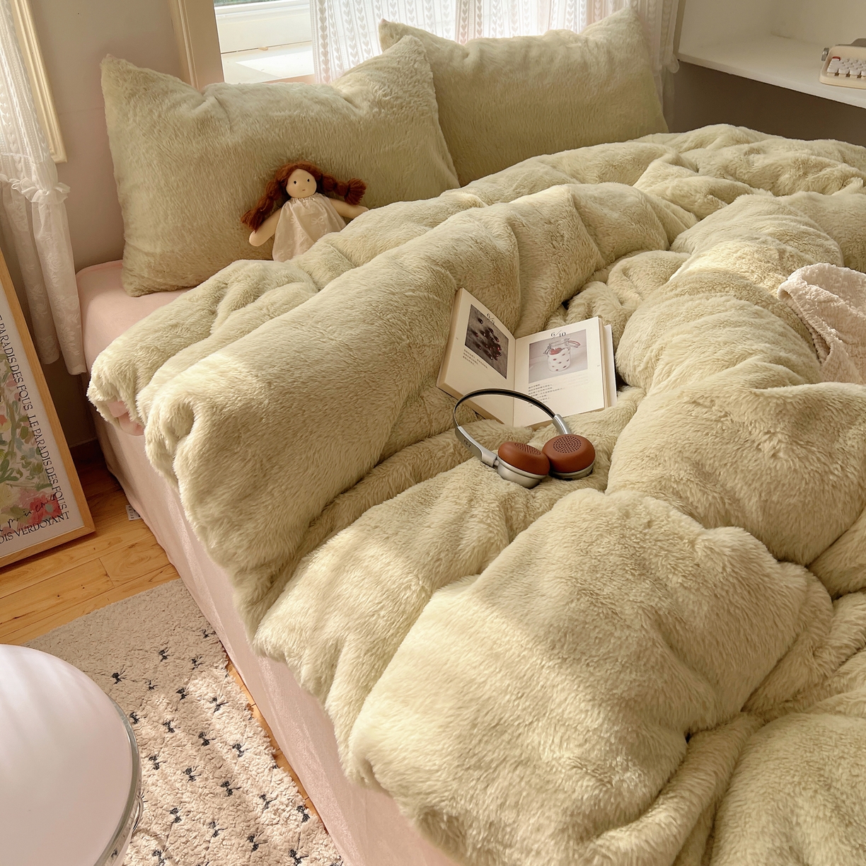 91家纺网 家纺一手货源 找家纺 金爱家 2025新款全消光牛奶绒A类纯色獭兔毛绒立体四件套 混搭-绿粉