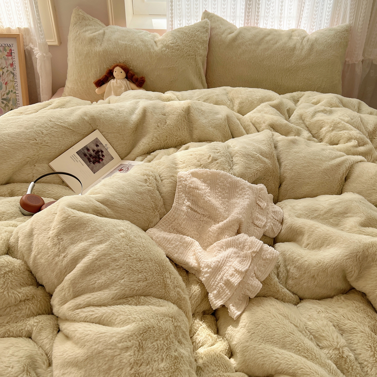 91家纺网 家纺一手货源 找家纺 金爱家 2025新款全消光牛奶绒A类纯色獭兔毛绒立体四件套 混搭-绿粉